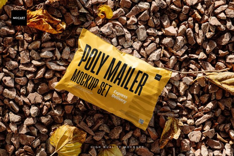 Poly Mailer Mockup Set v.1 8款PE快递物流邮寄电商包裹产品包装袋设计展示效果图ps样机素材